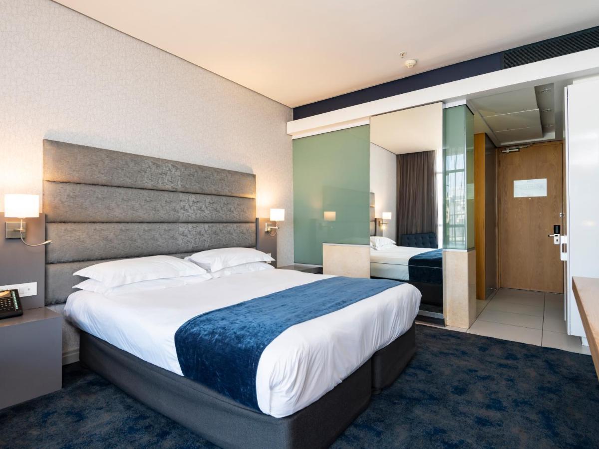 Aha Gateway Hotel Umhlanga Durban Exteriör bild